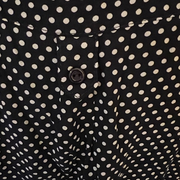 Market & Spruce beautiful Navy and white dot blouse Large - Picture 12 of 12